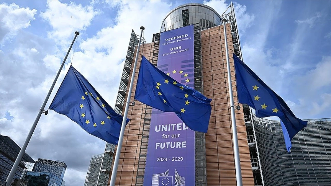 AB Komisyonu: İran'ın K&ouml;rfez'de, T&uuml;rkiye'de ve Azerbaycan'daki İHA saldırılarını