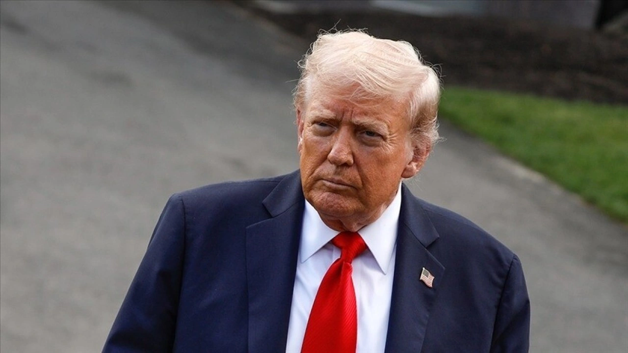 ABD Başkanı Trump'a Truth Social paylaşımlarına erişim hizmeti satışı nedeniyle dava a&ccedil;ıldı