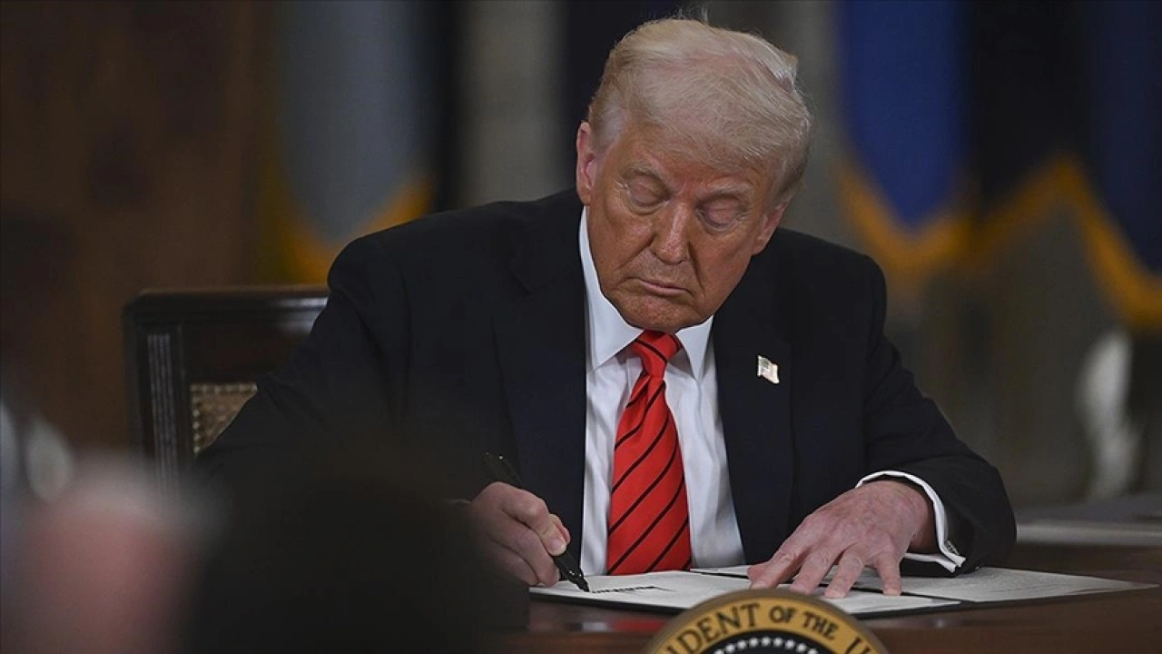 ABD Başkanı Trump, biyolojik araştırmaların güvenliğine ilişkin kararname imzaladı