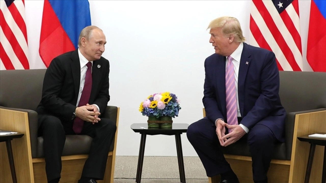 ABD Başkanı Trump ile Rusya Devlet Başkanı Putin arasında düzenlenen zirve başladı