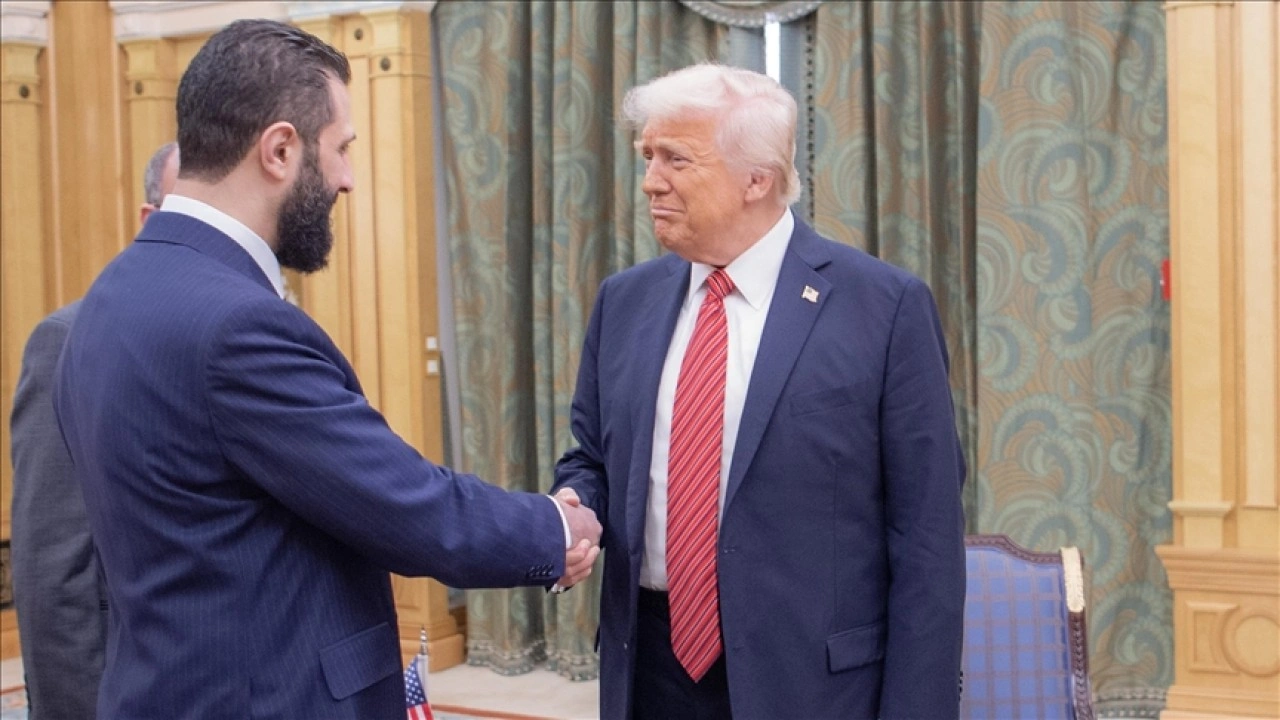 ABD Başkanı Trump ile Suriye Cumhurbaşkanı Şara bir araya geldi