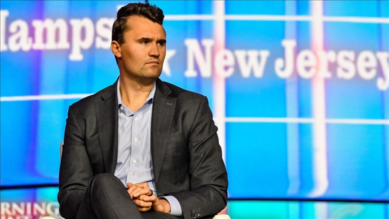 ABD’de komedyen Jimmy Kimmel’ın TV şovu Charlie Kirk paylaşımları sonrası süresiz askıya alındı