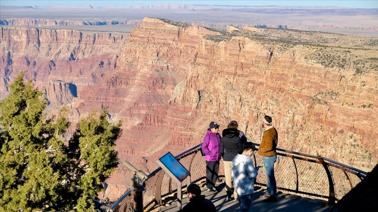 ABD'de oturum izni bulunmayanlar, ulusal parklara giriÅŸ için 3 katından fazla ücret ödeyecek