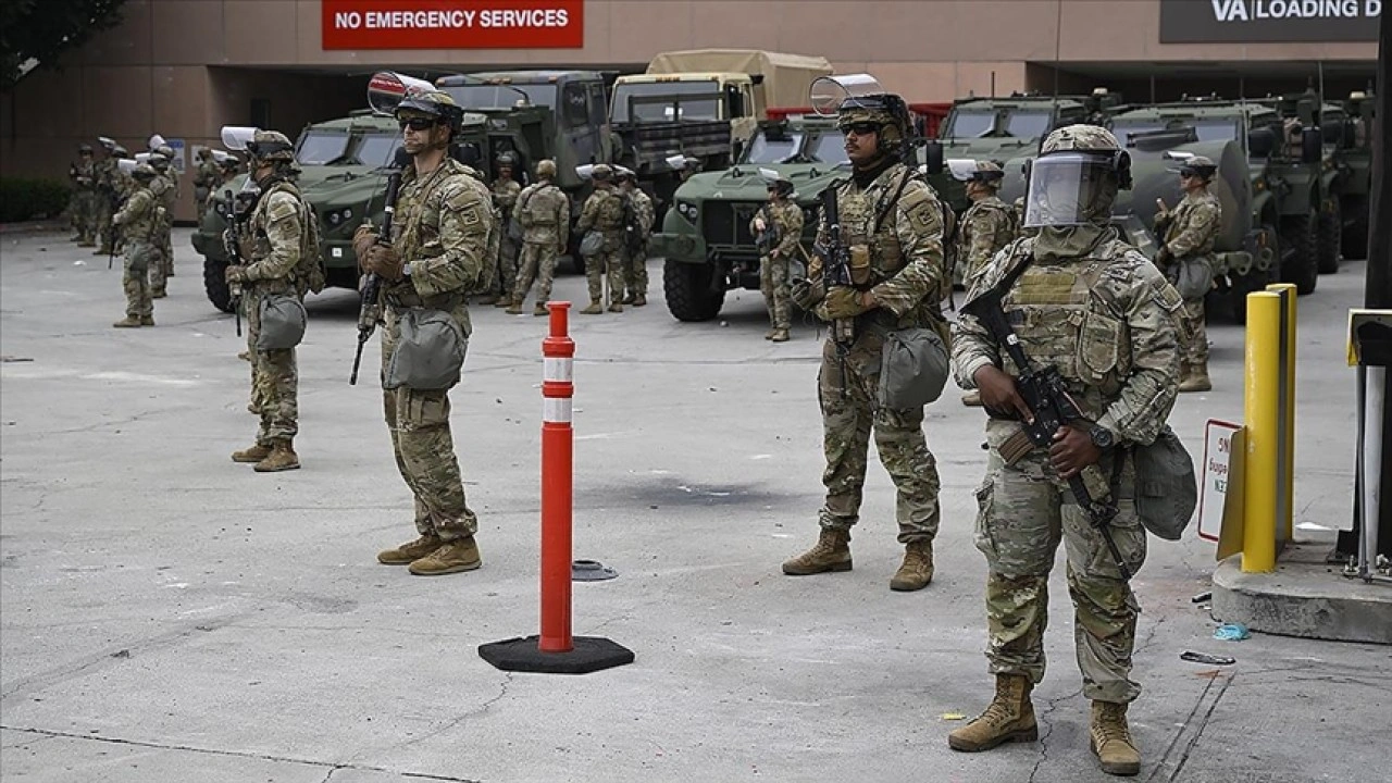 ABD'de Ulusal Muhafız birlikleri, sınır protestolarını bastırma göreviyle Los Angeles'a ulaştı