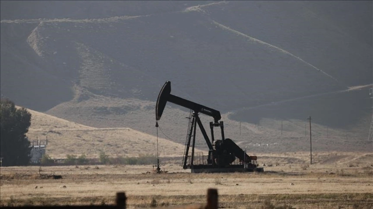 ABD'nin ticari ham petrol stokları 4,3 milyon varil azaldı
