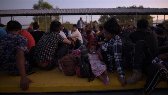 ABD Sağlık Bakanlığı, refakatsiz göçmen çocuklar için Pentagon'dan Teksas'ta yer talep etti