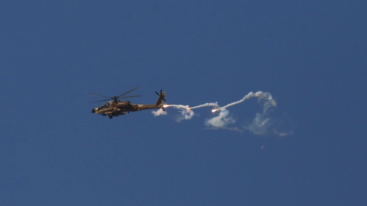 ABD, Texas'ta meydana gelen kazanın ardından t&uuml;m Apache helikopter eğitim u&ccedil;uşlarını askıya ald