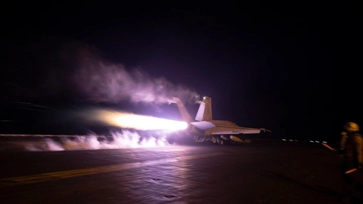ABD, üs saldırısına karşılık Irak ve Suriye'de saldırılarına başladı