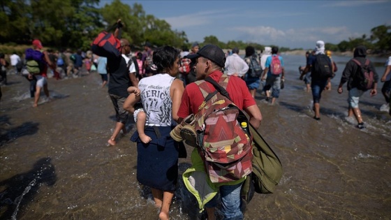 ABD'ye gitmeye çalışan göçmenlere Guatemala ordusu müdahale etti