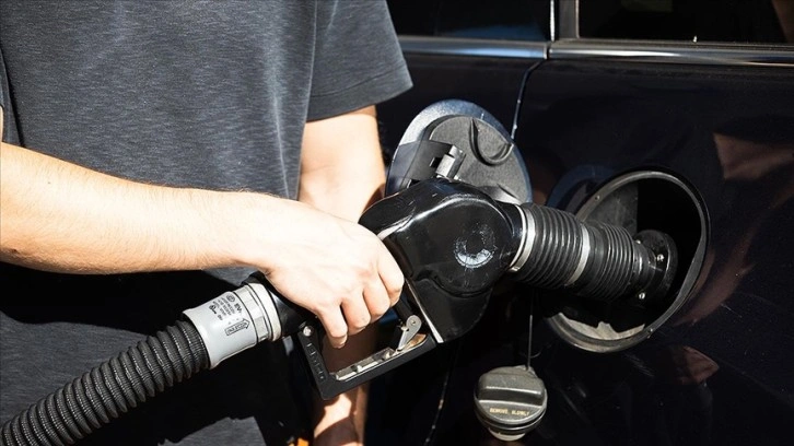 ABD'de benzin fiyatları artınca petrol ihracatının yasaklanması için Kongreye tasarı sunuldu