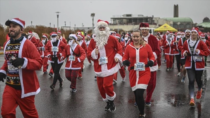 ABD'de geleneksel 'Noel Baba Koşusu' yapıldı