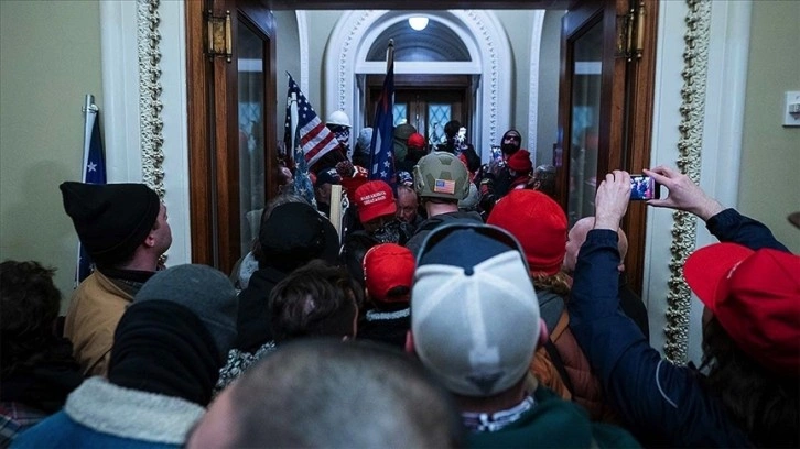 ABD'deki Kongre baskını davasında Oath Keepers liderine 18 yıl hapis cezası