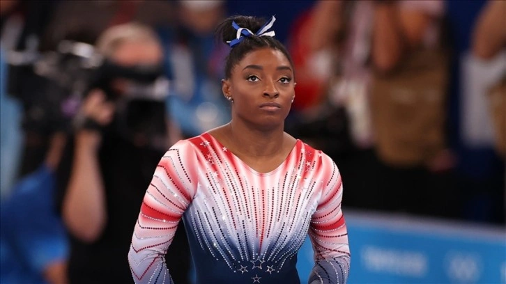 ABD'li sporcu Simone Biles cimnastiğe altın madalyayla döndü
