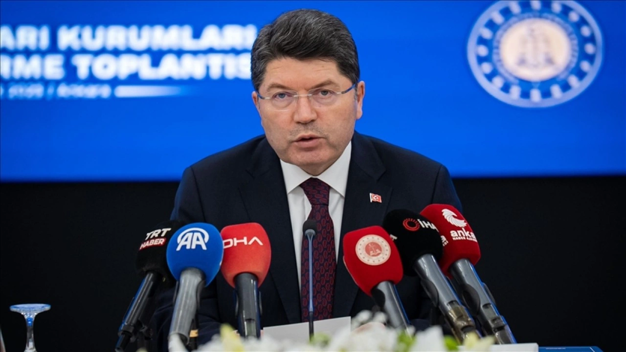 Adalet Bakanı Tunç: Hedefimiz demokratik, sivil, katılımcı bir anayasa borcumuzu milletimize ödemek