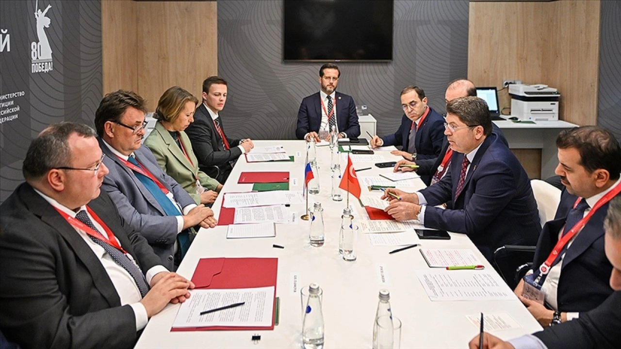 Adalet Bakanı Tunç: Ülkemiz daima hakkaniyetin ve adaletin yanındadır