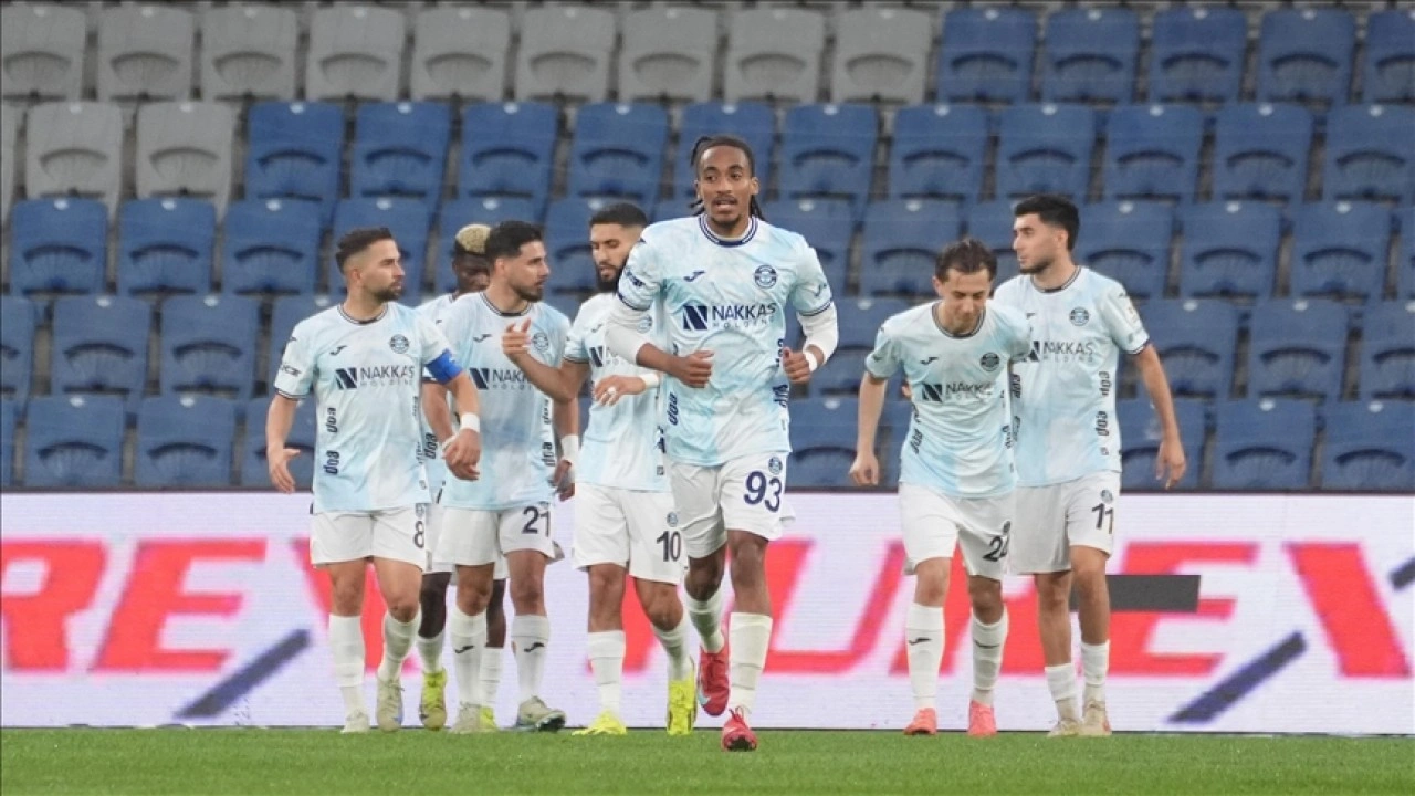 Adana Demirspor Süper Lig'de 3. galibiyetini aldı