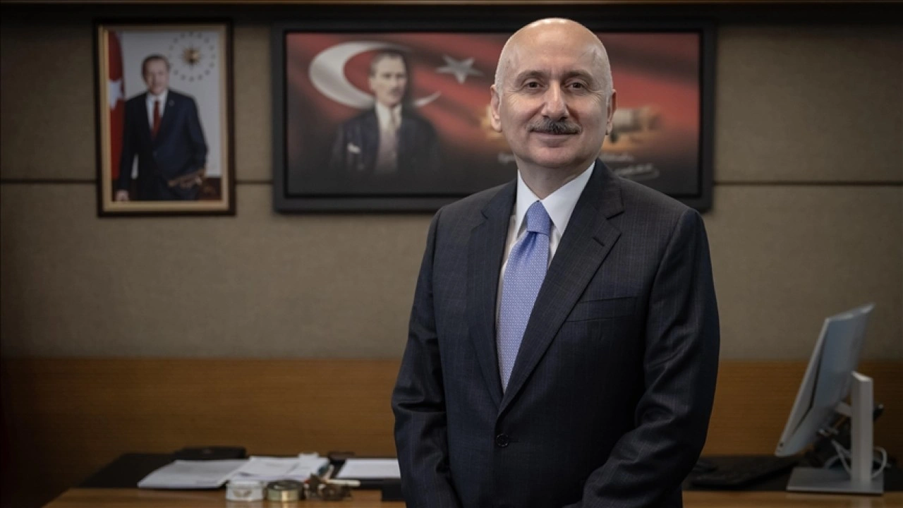 Adil Karaismailoğlu, turizm ve vakıflarla ilgili düzenlemeler içeren kanun teklifini değerlendirdi