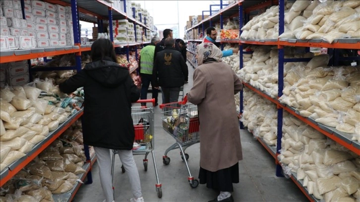 Adıyaman'daki sosyal marketler 30 bin ailenin ihtiyaçlarını karşıladı