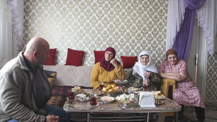 Ahlat'a yerleştirilen Ahıska Türkleri yaşantılarını huzur içinde sürdürüyor