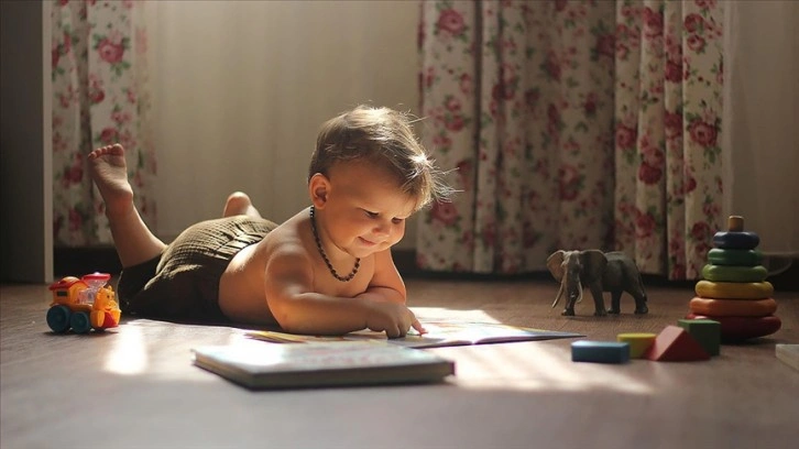 Aile ve Sosyal Hizmetler Bakanlığı'ndan çocuklar için doğru oyuncak ve kitap seçme rehberi