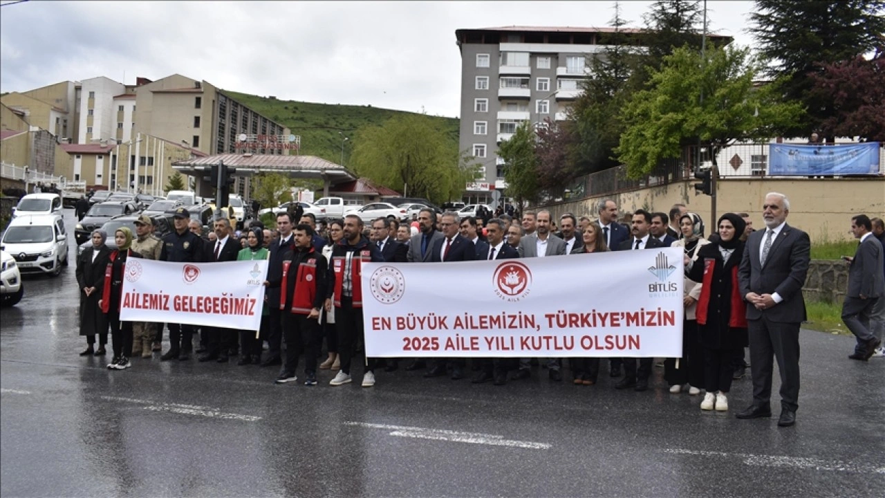 "Aile Yılı" kapsamında yürüyüşler düzenlendi