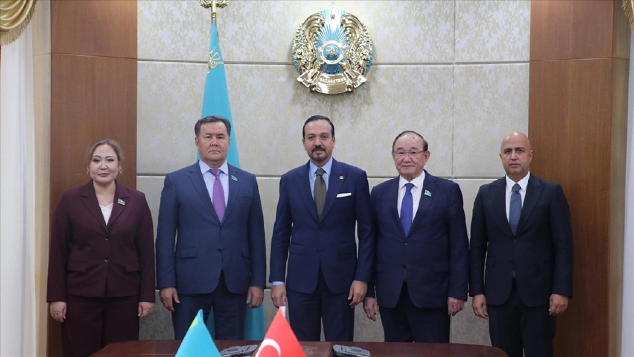 AK Parti Genel Başkan Yardımcısı Zorlu, Kazakistan'da temaslarda bulundu