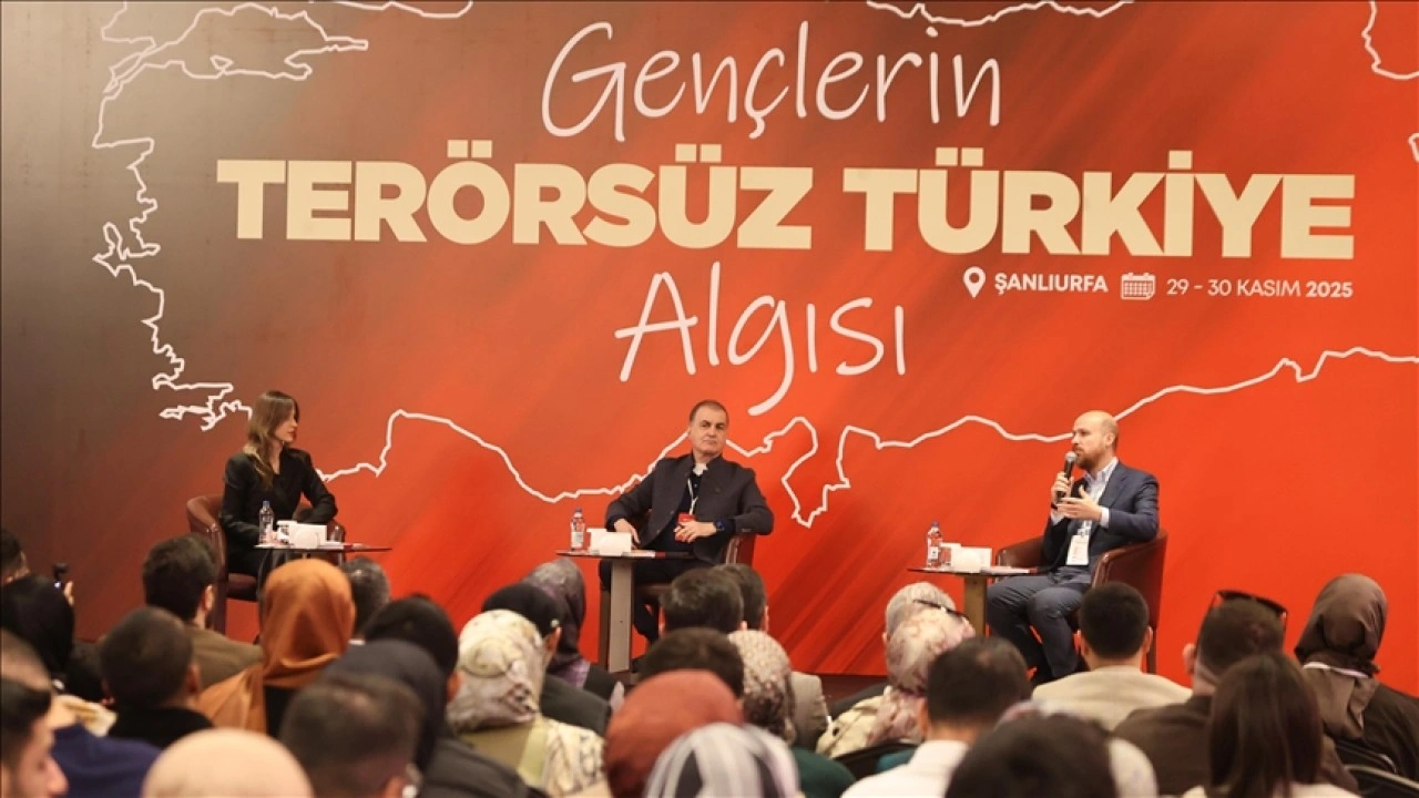 AK Parti Sözcüsü Çelik, 11. Genç Türkiye Forumu'na katıldı
