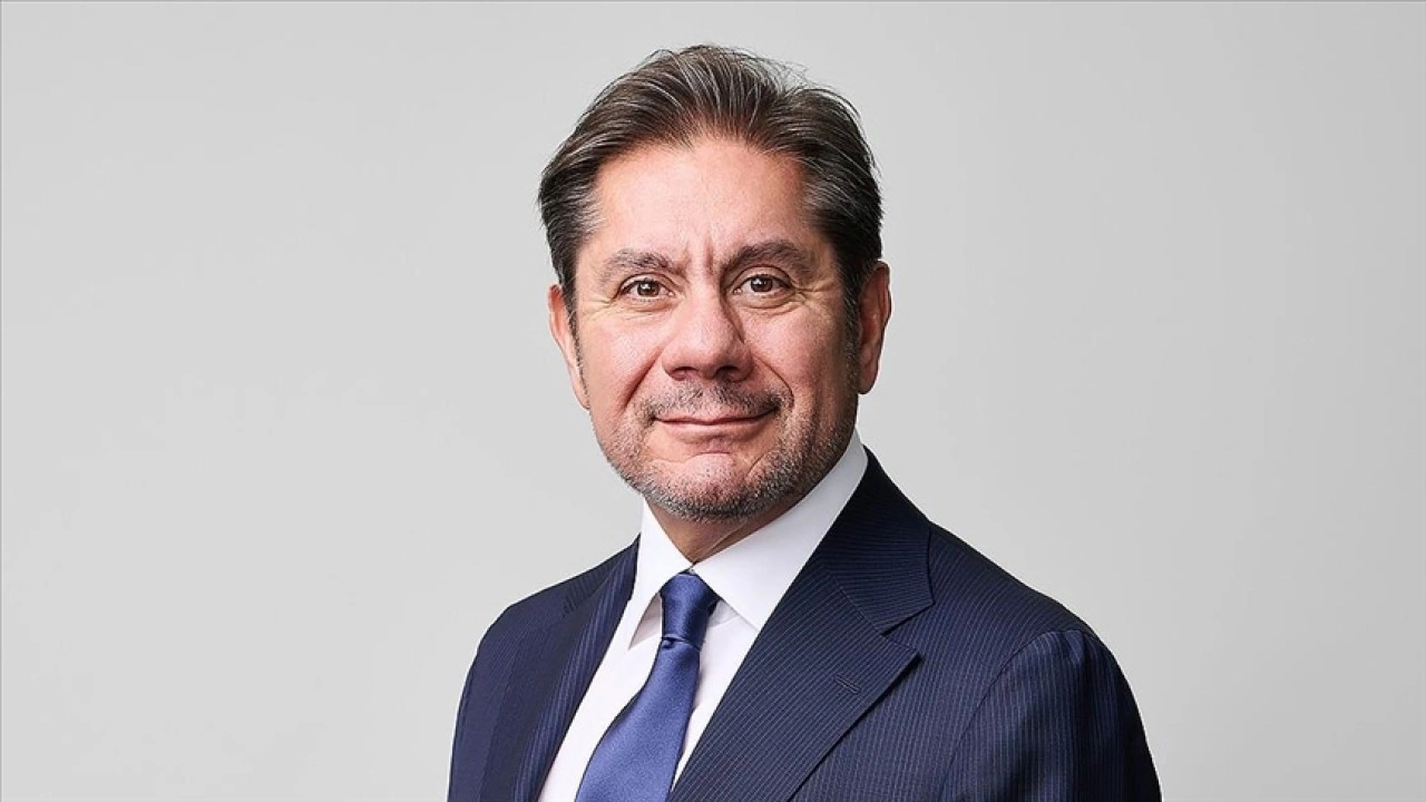 Akbank Genel Müdürü Gür, 2026'da bankacılık sektöründe kademeli toparlanma bekliyor