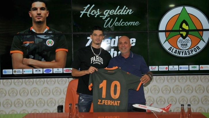 Alanyaspor, Cezayirli Zinedine Ferhat'ı transfer etti