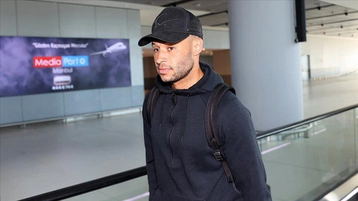 Alex Oxlade-Chamberlain, Beşiktaş için İstanbul'da