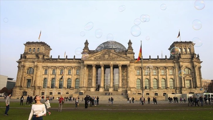 Almanların yüzde 79'u hükümetin icraatından memnun değil