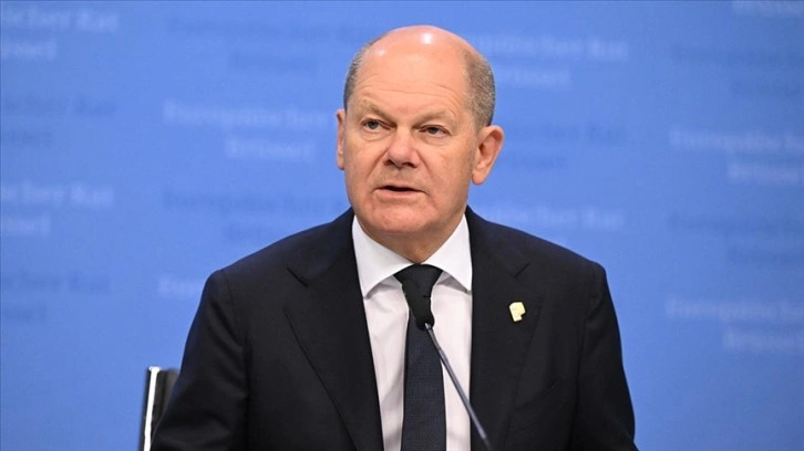 Almanya Başbakanı Olaf Scholz, Fransa'da yaşananları endişeyle izlediklerini söyledi