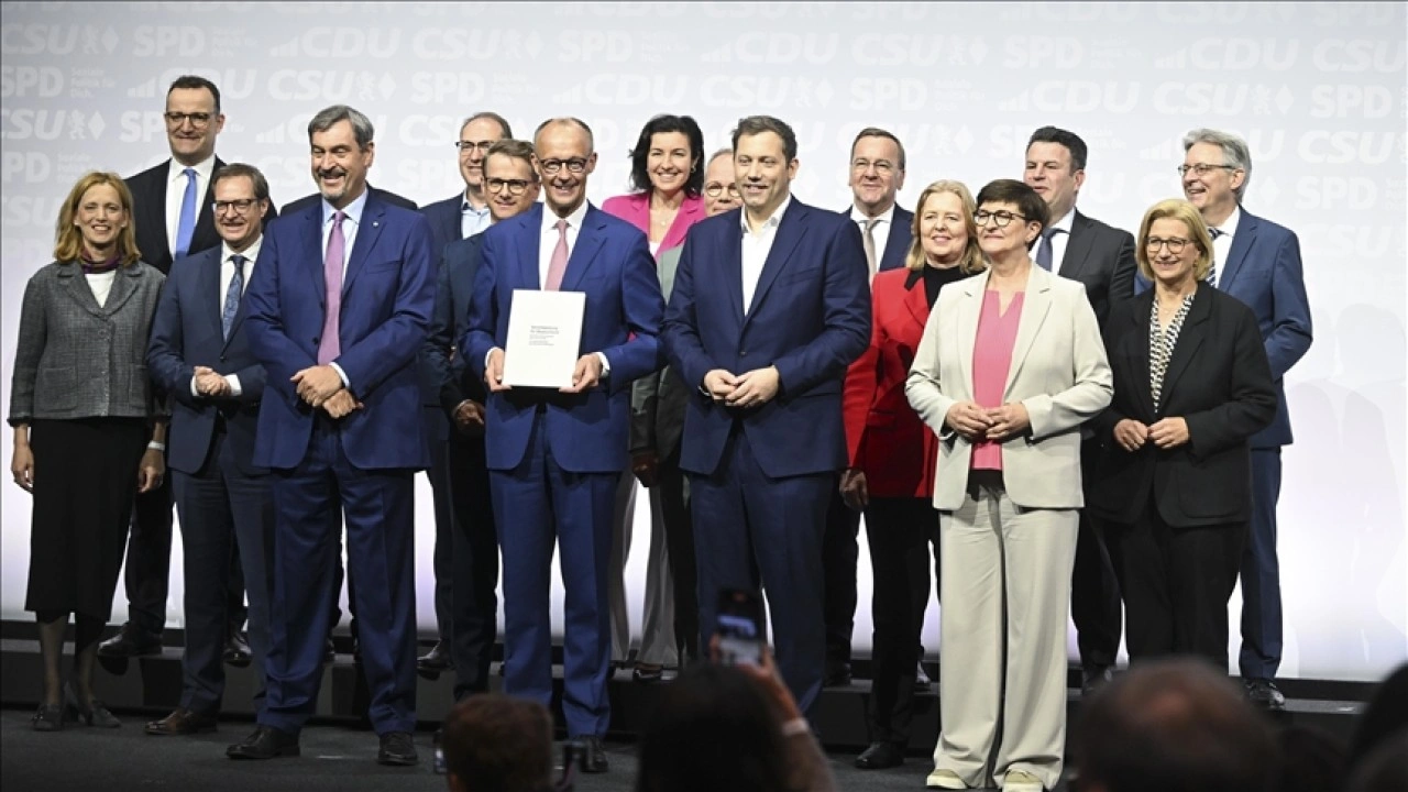 Almanya'da yeni hükümette görev alacak bakanlar belli oldu