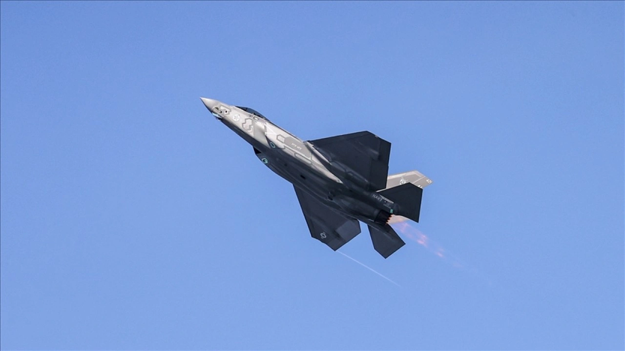 Almanya, F-35 filosu için Norveç'ten JSM füzeleri satın alacak