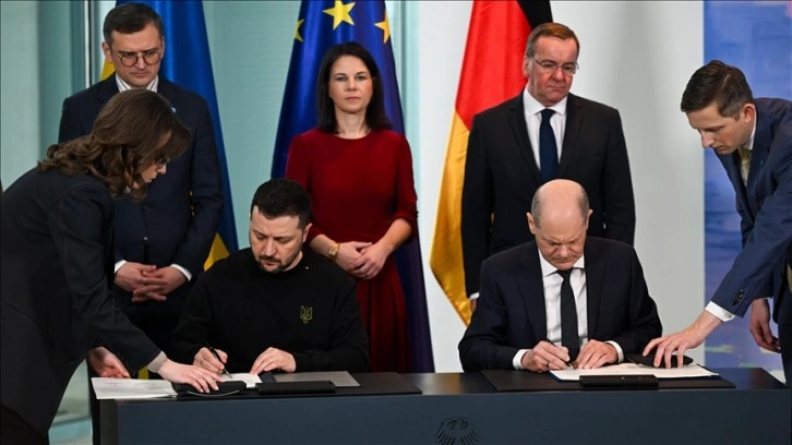 Almanya ve Ukrayna güvenlik alanında işbirliği anlaşması imzaladı