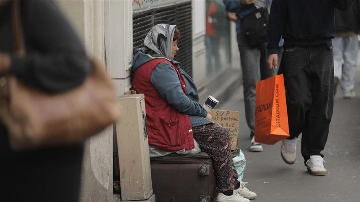 Almanya'da yoksul sayısı Kovid-19 salgınında 1 milyon arttı