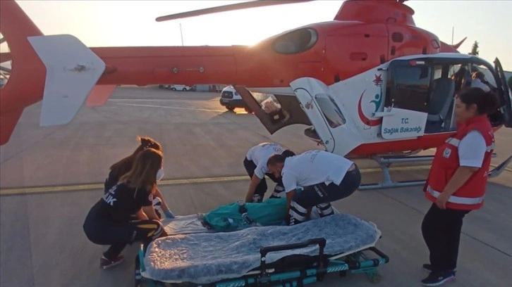 Ambulans helikopter yanık tedavisi gören çocuk için havalandı