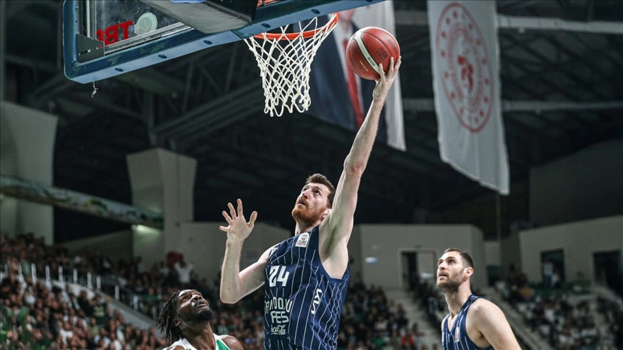 Anadolu Efes, Avrupa Ligi'nde Partizan'a konuk olacak