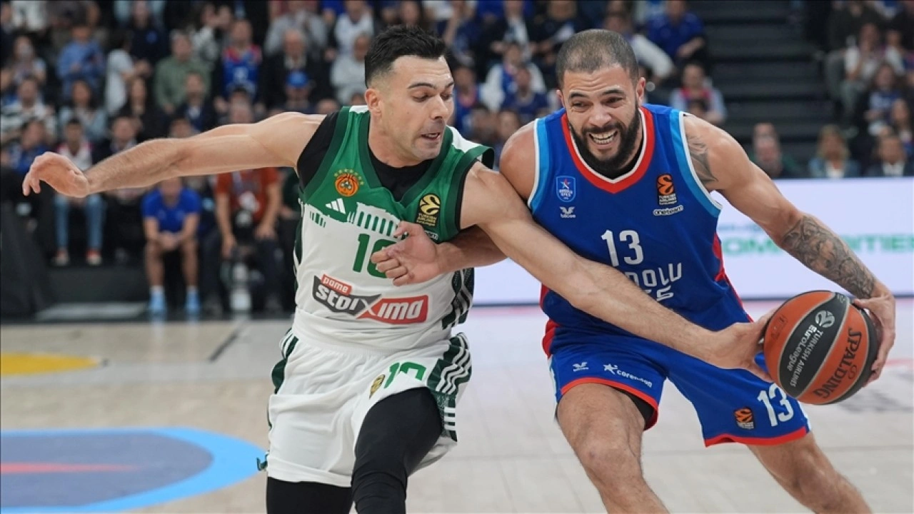 Anadolu Efes, THY Avrupa Ligi'nde yarın Panathinaikos'u konuk edecek