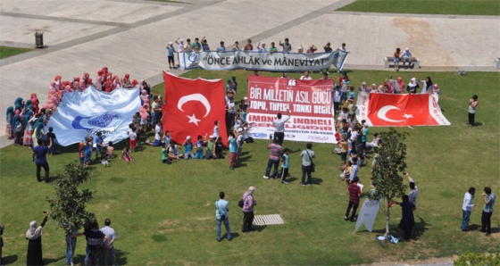 Anadolu Gençlik'ten darbe girişimine tepki