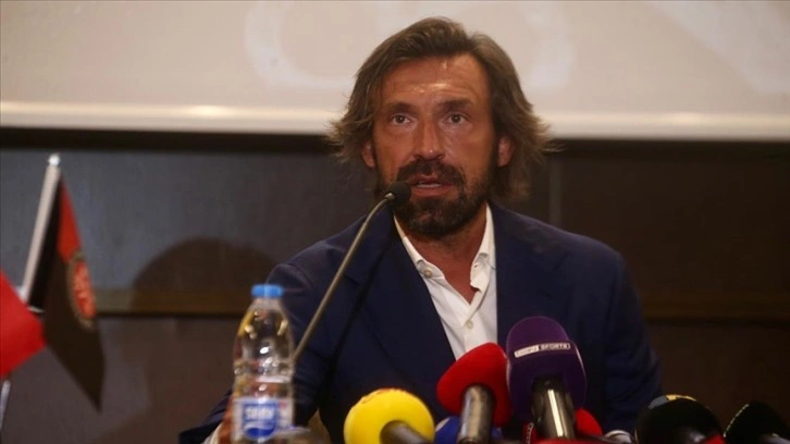 Andrea Pirlo resmen Fatih Karagümrük'te