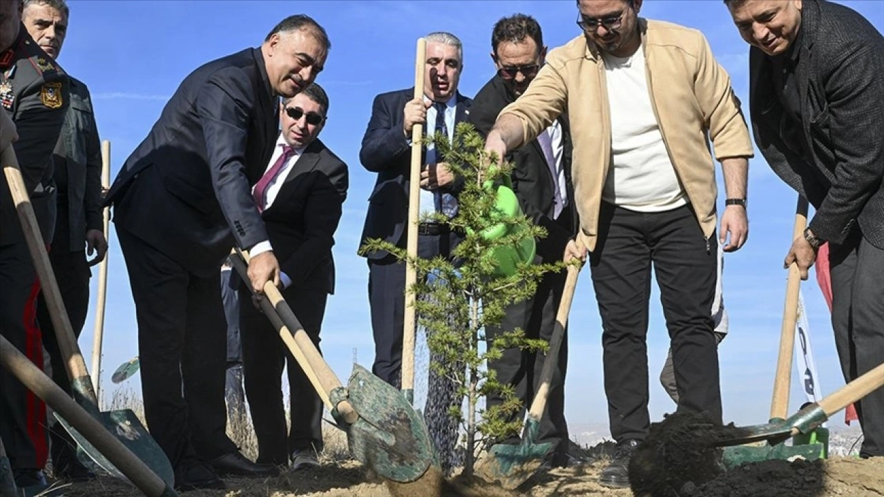 Ankara'da "8 Kasım Karabağ Zaferi Hatıra Ormanı" ağaç dikimi etkinliği düzenlendi
