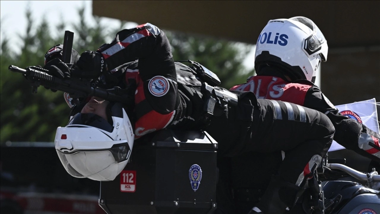 Ankara'da eğitimlerini tamamlayan 85 yunus polisi mezun oldu