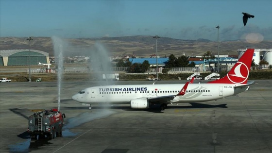Ankara'dan Bakü'ye doğrudan uçuşlar başladı