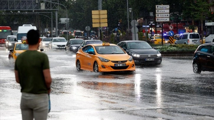 Ankara, Eskişehir ve Tekirdağ için gök gürültülü sağanak uyarısı