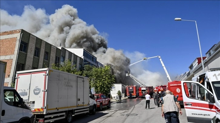 Ankara'da sanayi sitesinde çıkan yangın kontrol altına alındı