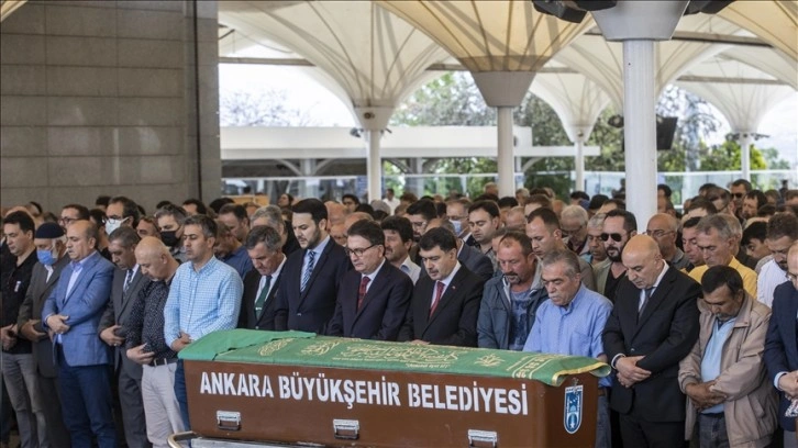 Ankara'daki sağanak nedeniyle hayatını kaybeden Doğanay son yolculuğuna uğurlandı