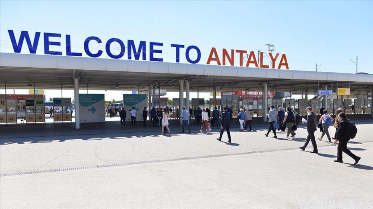 Antalya, son 5 yılın temmuz ayı günlük ziyaretçi rekorunu kırdı