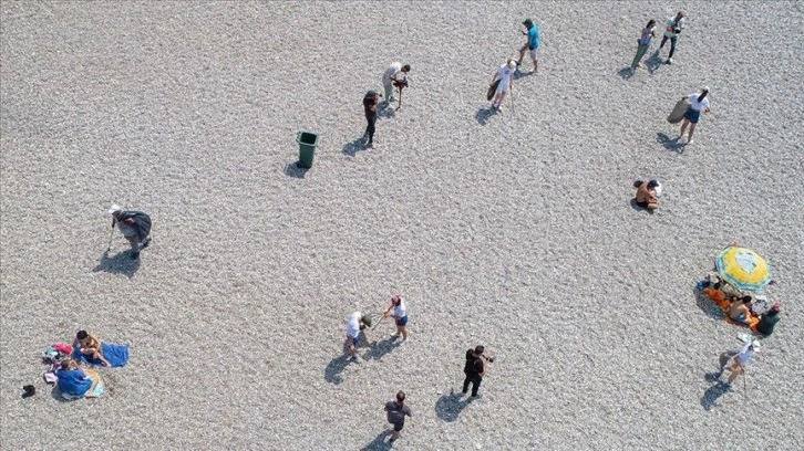 Antalya'da deniz ve kıyılarda plastik kirliliğiyle mücadeleye dikkat çekiliyor