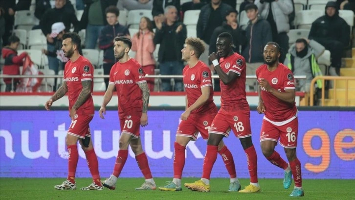 Antalyaspor sahasında Gaziantep FK'yi 1-0 mağlup etti